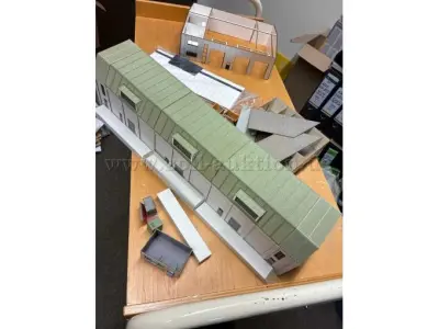 1 Konvolut 3 Bausätze Industrie Lasercut, Modellbau, H0 Spur – kavel bij Zoll-Auktion, Bad Kreuznach