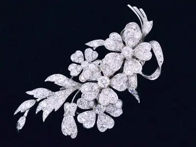 Antieke broche met diamanten 12.00 carat – kavel bij Onlineveilingmeester