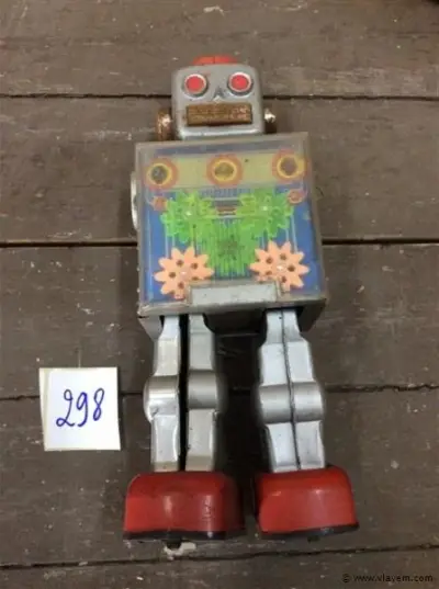 Robot (incompleet) – kavel bij Vlavem