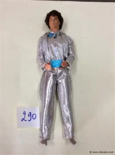 Barbie Ken? – kavel bij Vlavem