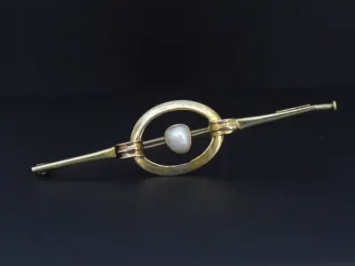 Gouden broche met orient parel – kavel bij Onlineveilingmeester