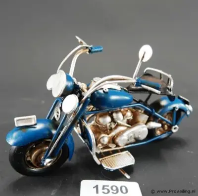 Blikken motor – kavel bij ProVeiling