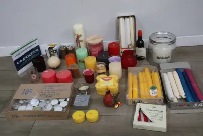 Diverse kaarsen en theelichten collectie – kavel bij GSD Auctions, Zoeterwoude