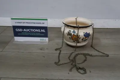 Flora Gouda Plateel - Vaas – kavel bij GSD Auctions, Zoeterwoude