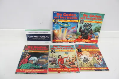 Stripboeken De Goden uit het Heelal nummer 1, 2, 3, 5 en 6 – kavel bij GSD Auctions, Zoeterwoude