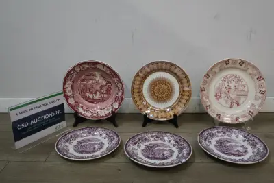 Set van 6 decoratieve borden met bloem- en landschapsmotieven – kavel bij GSD Auctions, Zoeterwoude