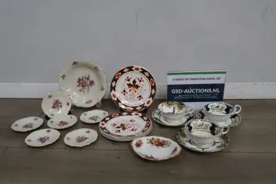 Set diverse vintage porseleinen schaaltjes en kop en schotels – kavel bij GSD Auctions, Zoeterwoude