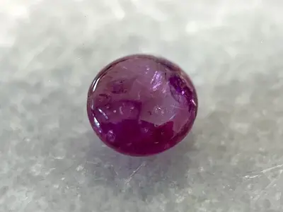 Robijn - 1.49 carat natuurlijke cabochon robijn – kavel bij Onlineveilingmeester