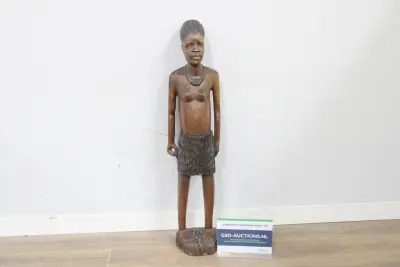 Groot Houten Afrikaanse vrouwenbeeld - 126 cm – kavel bij GSD Auctions, Zoeterwoude