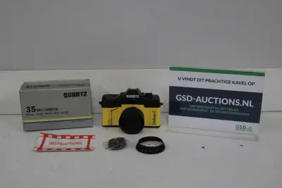 Quartz Deluxe-1 35mm camera met lens en accessoires – kavel bij GSD Auctions, Zoeterwoude