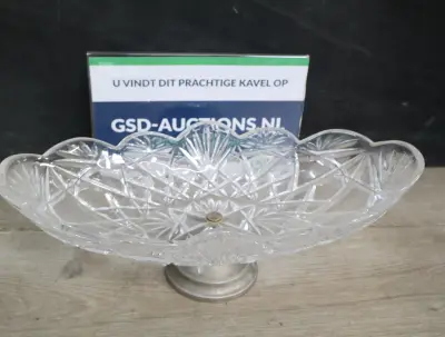 Kristallen schaal op Verzilverde voet – kavel bij GSD Auctions, Zoeterwoude