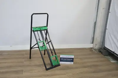 Black & Decker Hackz elektrische grasmaaier – kavel bij GSD Auctions, Zoeterwoude