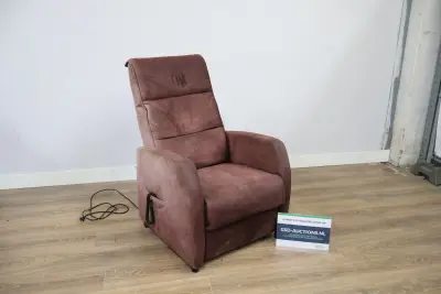 Elektrische relaxfauteuil – kavel bij GSD Auctions, Zoeterwoude
