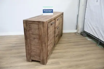 Houten dressoir met laden en deuren – kavel bij GSD Auctions, Zoeterwoude