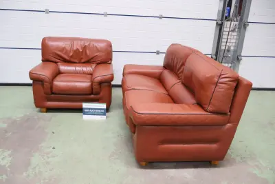 Leren bankstel in cognac kleur met fauteuil – kavel bij GSD Auctions, Zoeterwoude