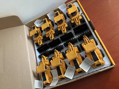 Auto's in doos (nummer 7) – kavel bij GSD Auctions, Zoeterwoude