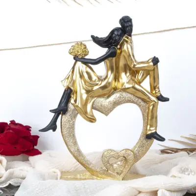 Beeld getrouwde steel op haart goud/zwart (nieuwe) – kavel bij GSD Auctions, Zoeterwoude