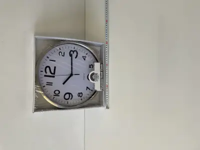 Wandklok (**4) – kavel bij GSD Auctions, Zoeterwoude
