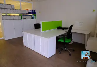 Lot of office furniture and computer equipment – kavel bij En.clicpublic