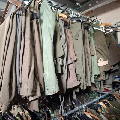 Ca. 40x Beroep defensie, leger – kavel bij Onlineveilingmeester, Drachten