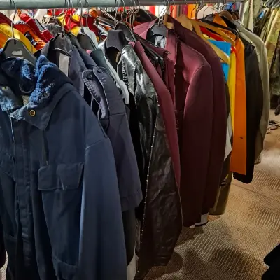 Ca. 30x Uniform NS – kavel bij Onlineveilingmeester, Drachten