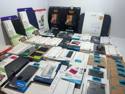 Partij accessoires voor smartphones en tablets, 47 stuks – kavel bij Onlineveilingmeester