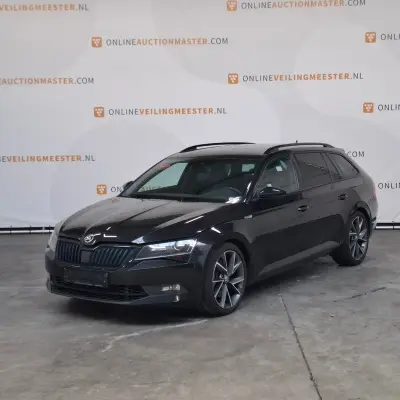 Personenauto, Skoda, Superb 2.0 DSG 200kw 4x4, 2019 – kavel bij Domeinen Roerende Zaken, Soesterberg