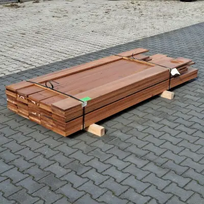 Ca. 46x Vlonder/gevel plank, Tropisch hardhout | 21x185 mm – kavel bij Onlineveilingmeester, Raalte