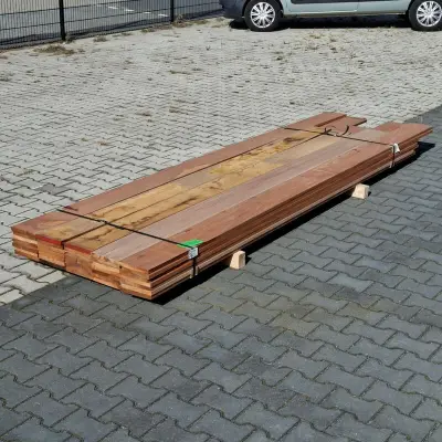 Ca. 34x Vlonder/gevel plank, Tropisch hardhout | 21x185 mm – kavel bij Onlineveilingmeester, Raalte