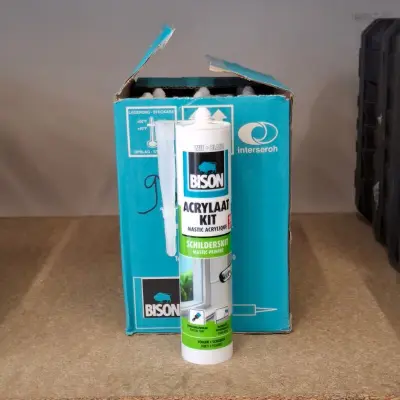 Ca. 12x Acrylaat kit / schilderskit, Bison, 300 ml, Wit – kavel bij Onlineveilingmeester, Raalte
