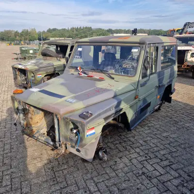 Voertuig, incompleet, Mercedes Benz, 290GD, 1994 – kavel bij Domeinen Roerende Zaken, Soesterberg