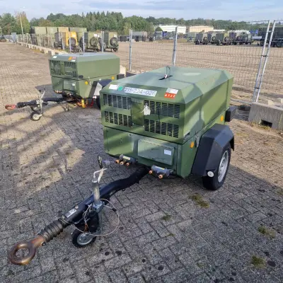 Mobiele dieselcompressor, Ingersoll-Rand, R1075F726 code 756, 2003 – kavel bij Domeinen Roerende Zaken, Soesterberg