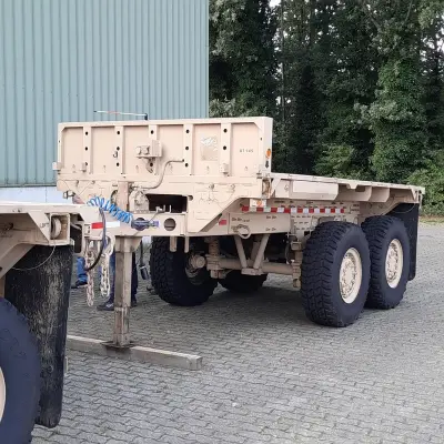 Tandemas aanhanger, Bae Systems – kavel bij Domeinen Roerende Zaken, Almelo