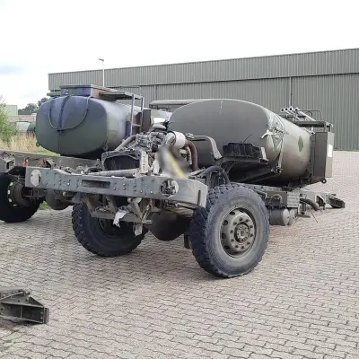 Onderstel t.b.v. vrachtwagen (DAF Y-4442) – kavel bij Domeinen Roerende Zaken, Almelo
