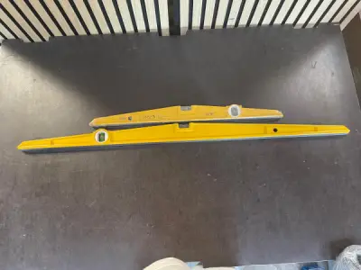 Set van 2 STABILA Type 81 S Waterpassen – 60 cm + 100 cm – kavel bij XL Auctions