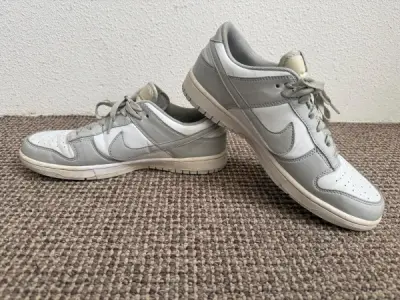 Nike Dunk Low Photon Dust – maat 44 – kavel bij XL Auctions