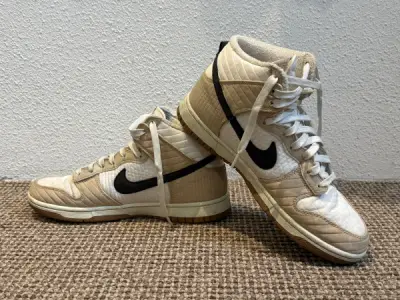 Nike Dunk High Next Nature Toasty Rattan – Maat 44 – kavel bij XL Auctions