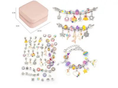 DIY armbanden set voor kids - regenboog kralen en bedels – kavel bij XL Auctions