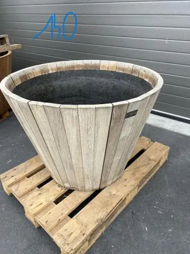 Plantenbak – kavel bij Openbare Verkopen, Waregem