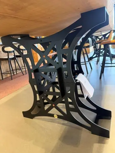 Poot Tafel Studio 82 – kavel bij Openbare Verkopen, Waregem