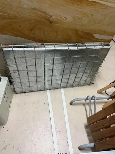 Bench Hond – kavel bij Openbare Verkopen, Waregem