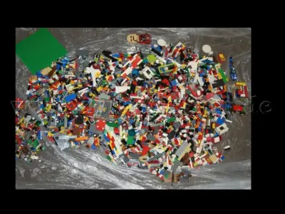 1 Konvolut aus LEGO und Playmobil - ca. 8 kg, mit diversen Bauanleitungen – kavel bij Zoll-Auktion, Pirna