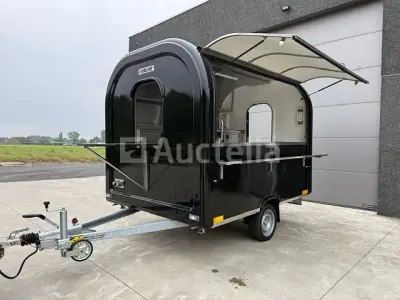 Auctelia: Foodtruck (nieuw) en Bestelwagens (vanwege faillissement) – veiling bij Auctelia