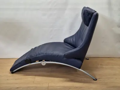 Iconische WK Wohnen Solo 699 relaxfauteuil - Stefan Heiliger - donkerblauw leder – kavel bij De Kringwinkel, Gent