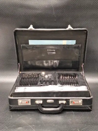 BergHOFF Premium Line 72-delig bestek - compleet in originele koffer met Solingen-certificaat – kavel bij De Kringwinkel, Gent