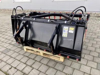 Bressel Und Lade DUNG – UND SILAGEZANGE M 1900MM – kavel bij AB Auction, Großweitzschen