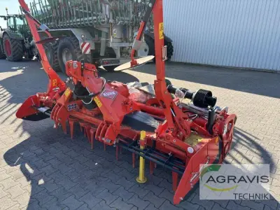 Kuhn HR 3003 – kavel bij AB Auction, Olfen