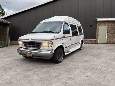 Youngtimer Ford E150 – kavel bij Auctim, Ysselsteyn