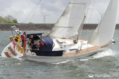 Comfortina 42 zeiljacht – kavel bij YachtBid, Hindeloopen