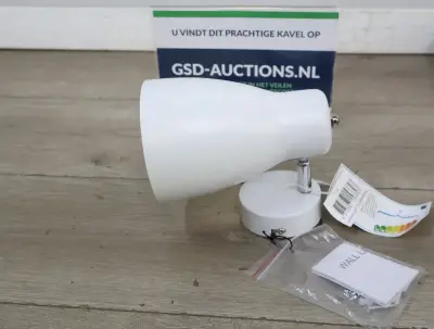 Witte wandlamp met bevestigingsmateriaal'' – kavel bij GSD Auctions, Zoeterwoude